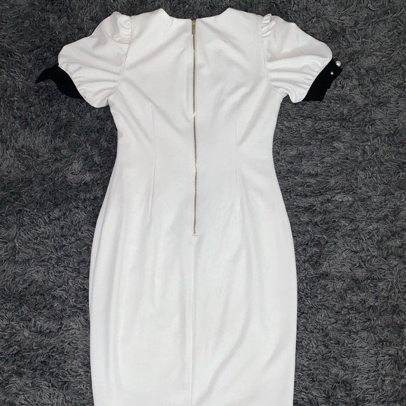 Dress - Picture 4 of 4